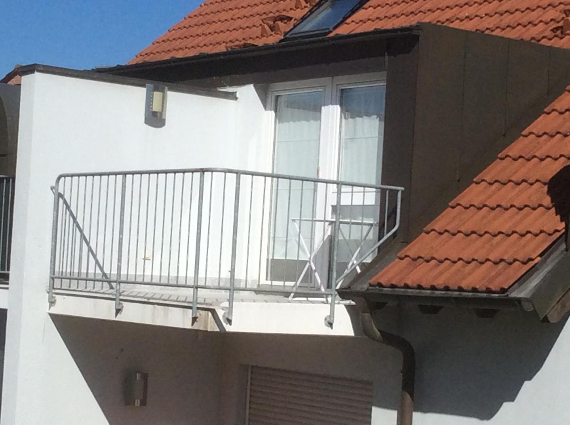 Studio Ochsenfurt Mit Sonnigem Balkon Luaran gambar