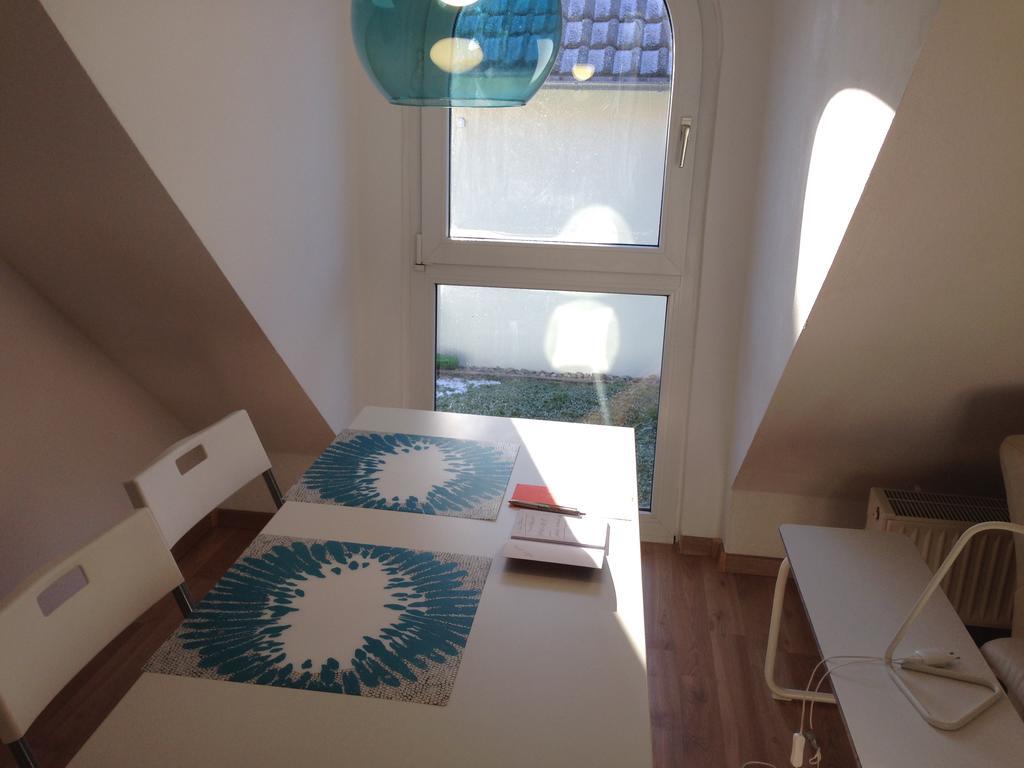 Studio Ochsenfurt Mit Sonnigem Balkon Luaran gambar